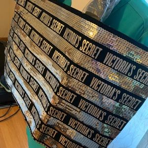 Victoria’s Secret Weekender Tote